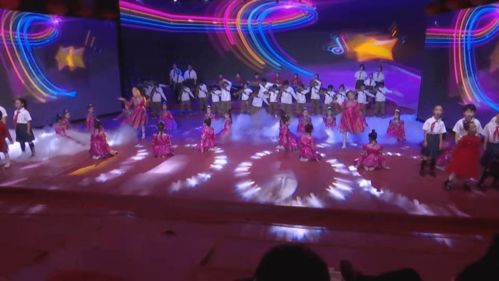 赤峰廣播電視臺2022年春節(jié)聯(lián)歡晚會完成錄制，春節(jié)與您相約熒屏